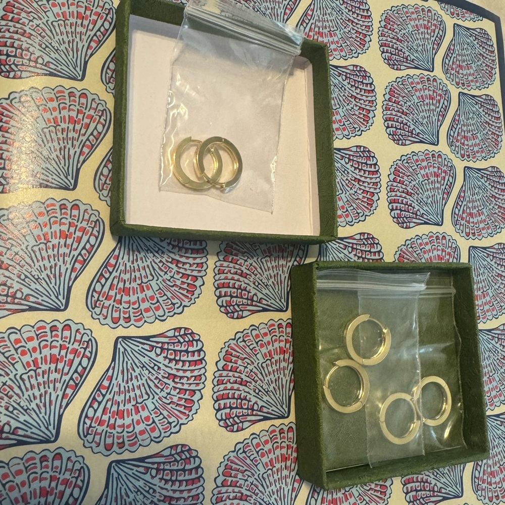 Small gold plated hoops